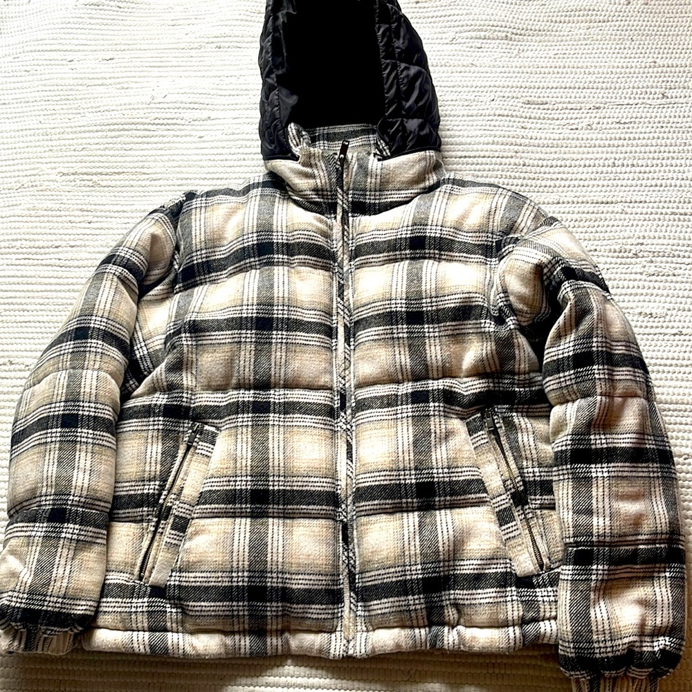 American Eagle Puffer Jacket Size Small Excellent Condition - Picture 1 of 13